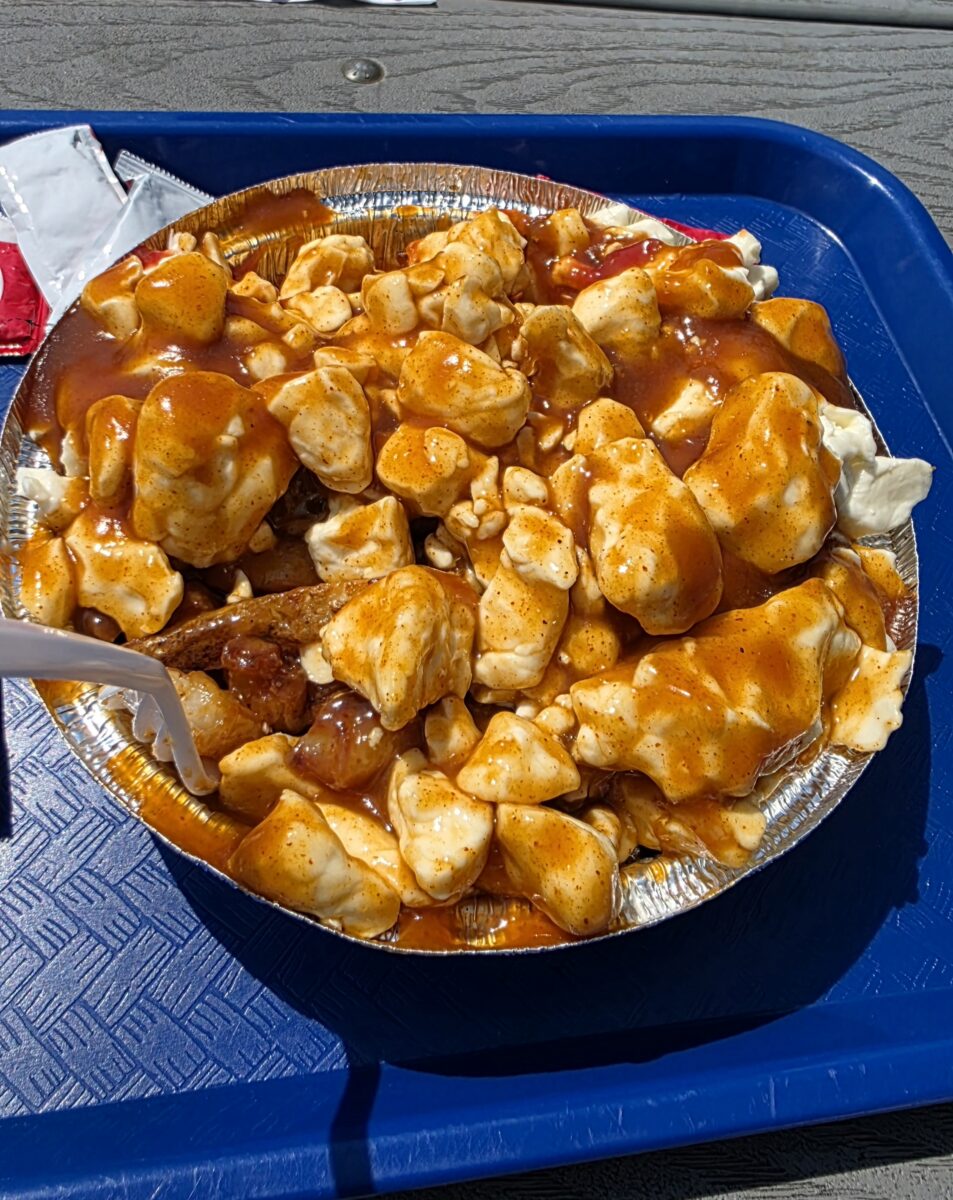 Poutine de Casse-Croûte Chez Micheline - Photo prise par Bernard Paquet