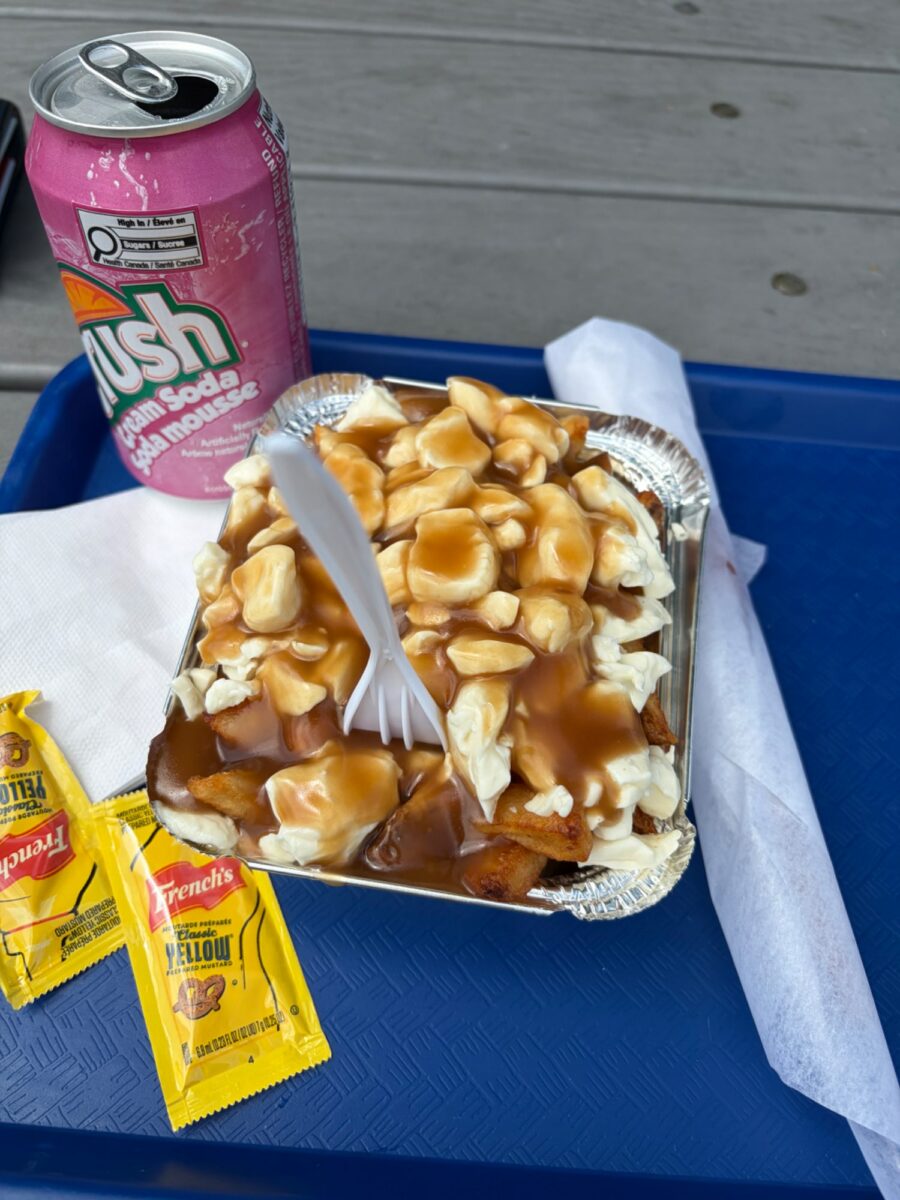 Poutine de Casse-Croûte Chez Micheline - Photo prise par Uriel Tirado