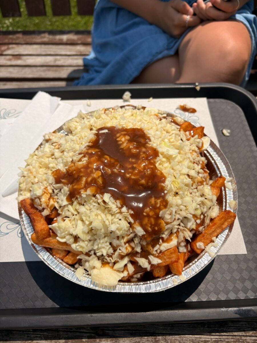 Poutine de Cantine Chez Ge - Photo prise par albert luneau-laterreur