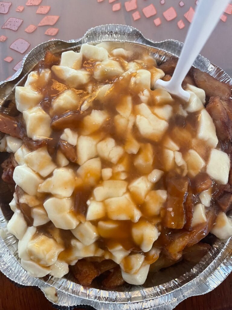 Charlie’s – casse-croûte, crèmerie et fumoir