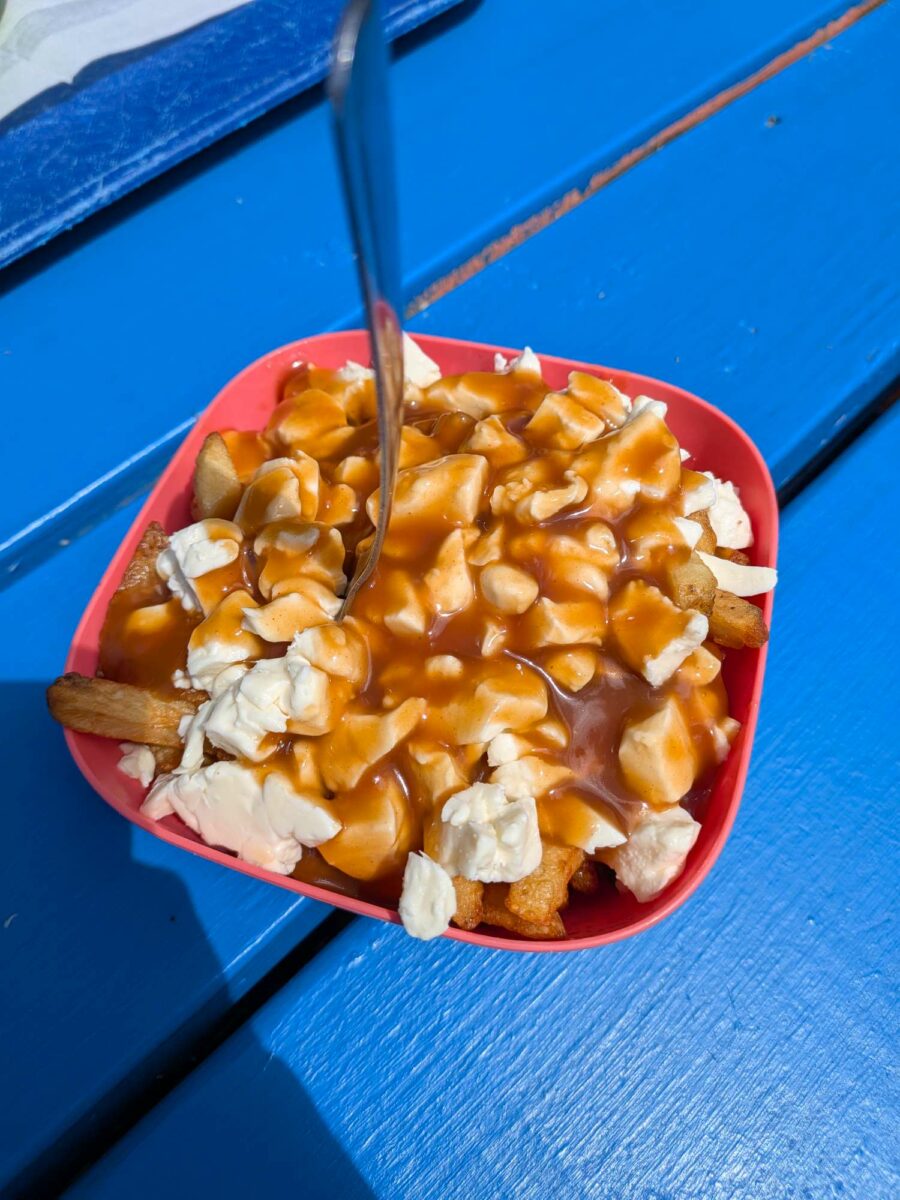 Poutine de Ferme Les Couleurs de la terre - Photo prise par Jean-Philippe Leduc