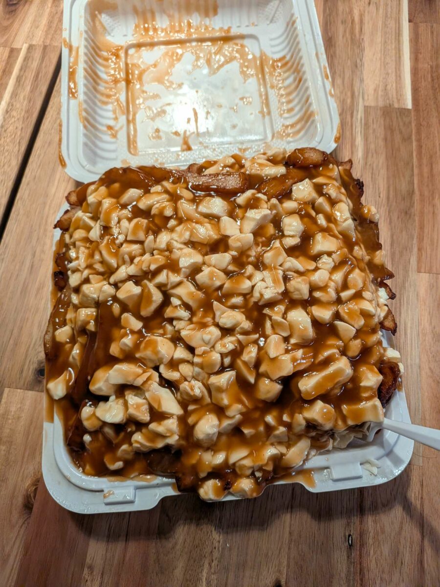 Poutine de Casse-Croute 125 - Photo prise par Jean-Philippe Leduc