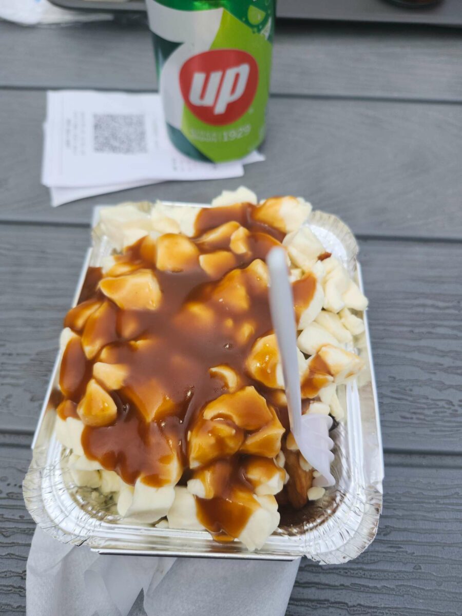 Poutine de Casse-croûte Patate-O-Bec - Photo prise par Andrée Aubé