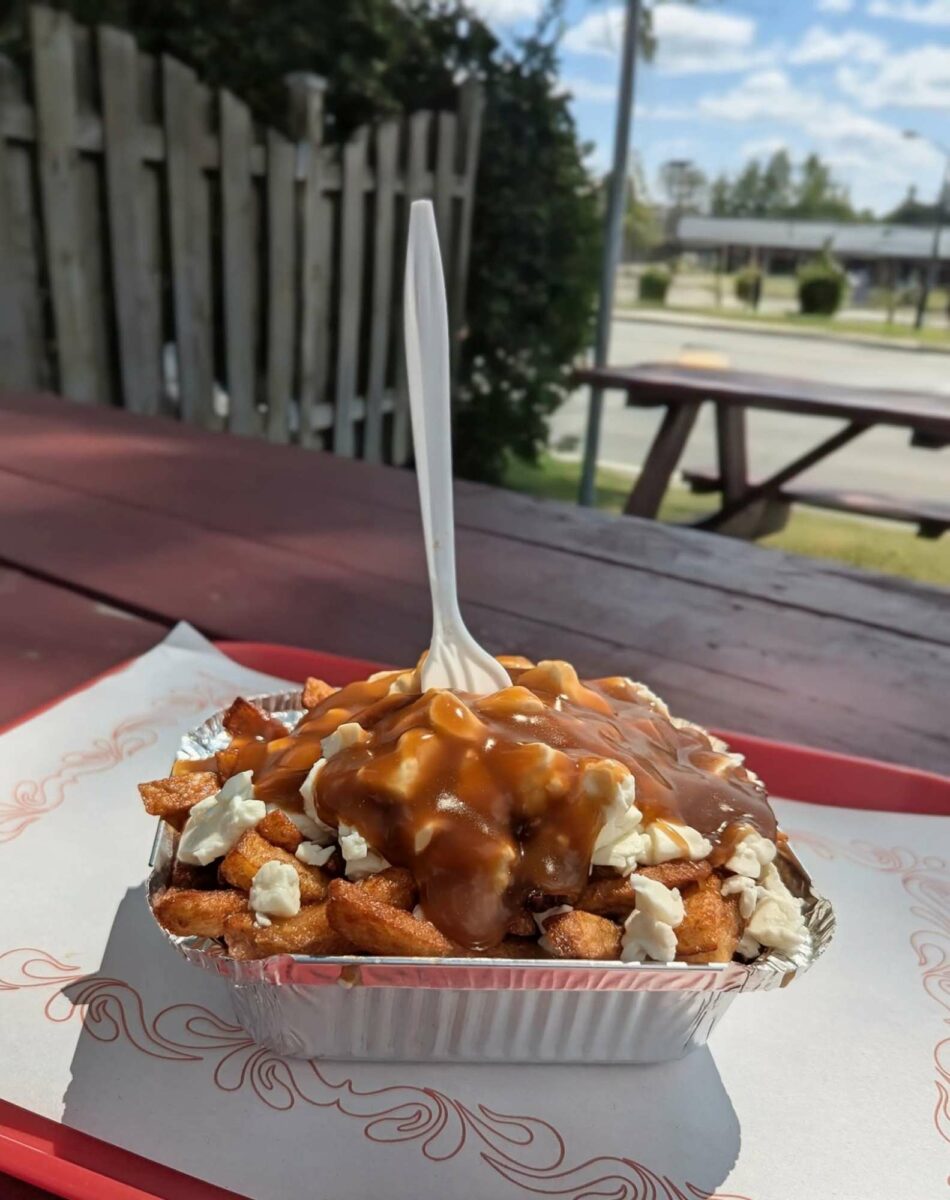 Poutine de Casse Croute La Fringale Glacée - Photo prise par Mylène Moreau