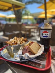 Cantine La Fringale c’est Tropical