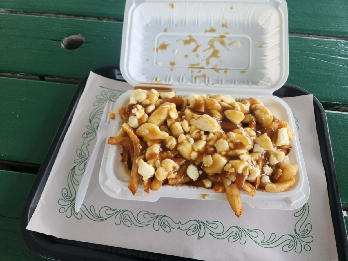 Poutine de Casse-Croûte aux 4 vents - Photo prise par David Lavoie