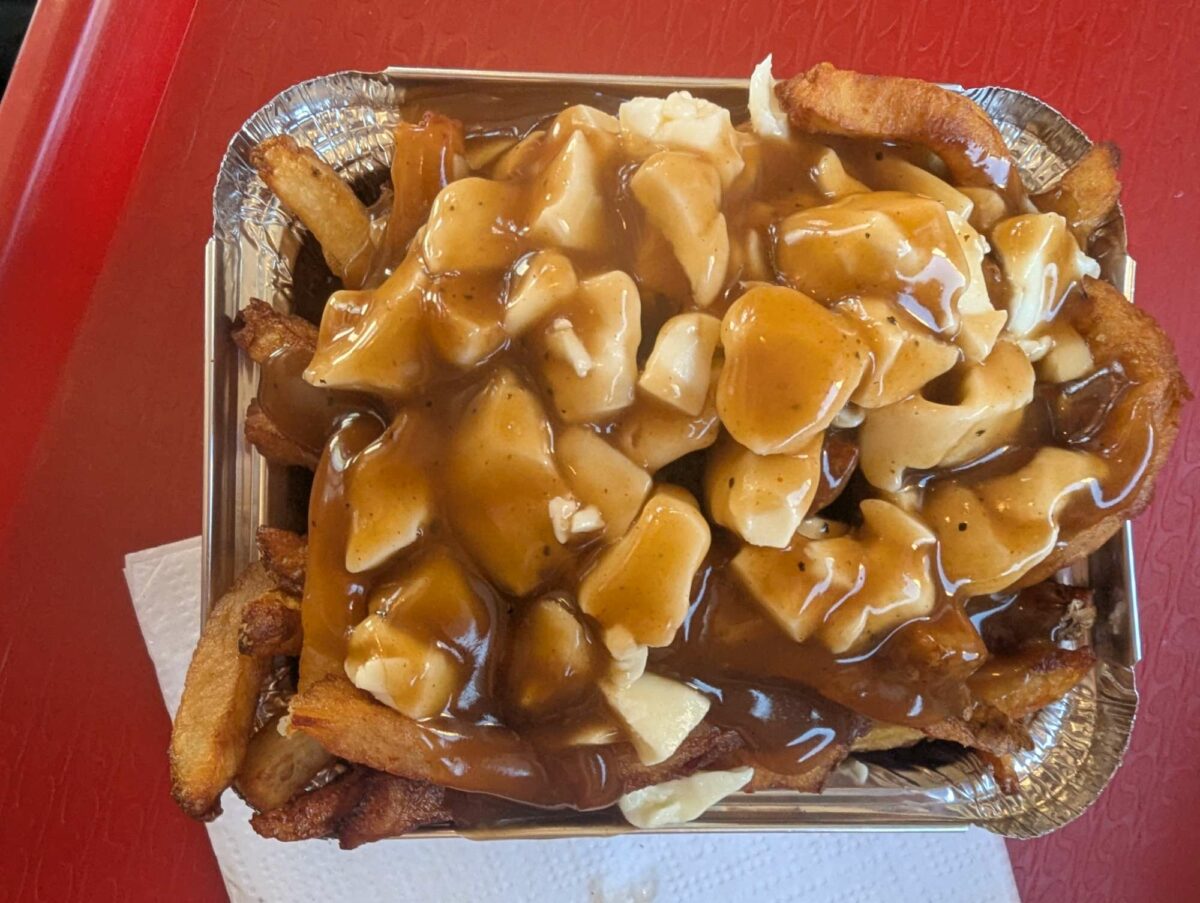 Poutine de Chez Pat la Patate - Photo prise par Dominique Lozowy