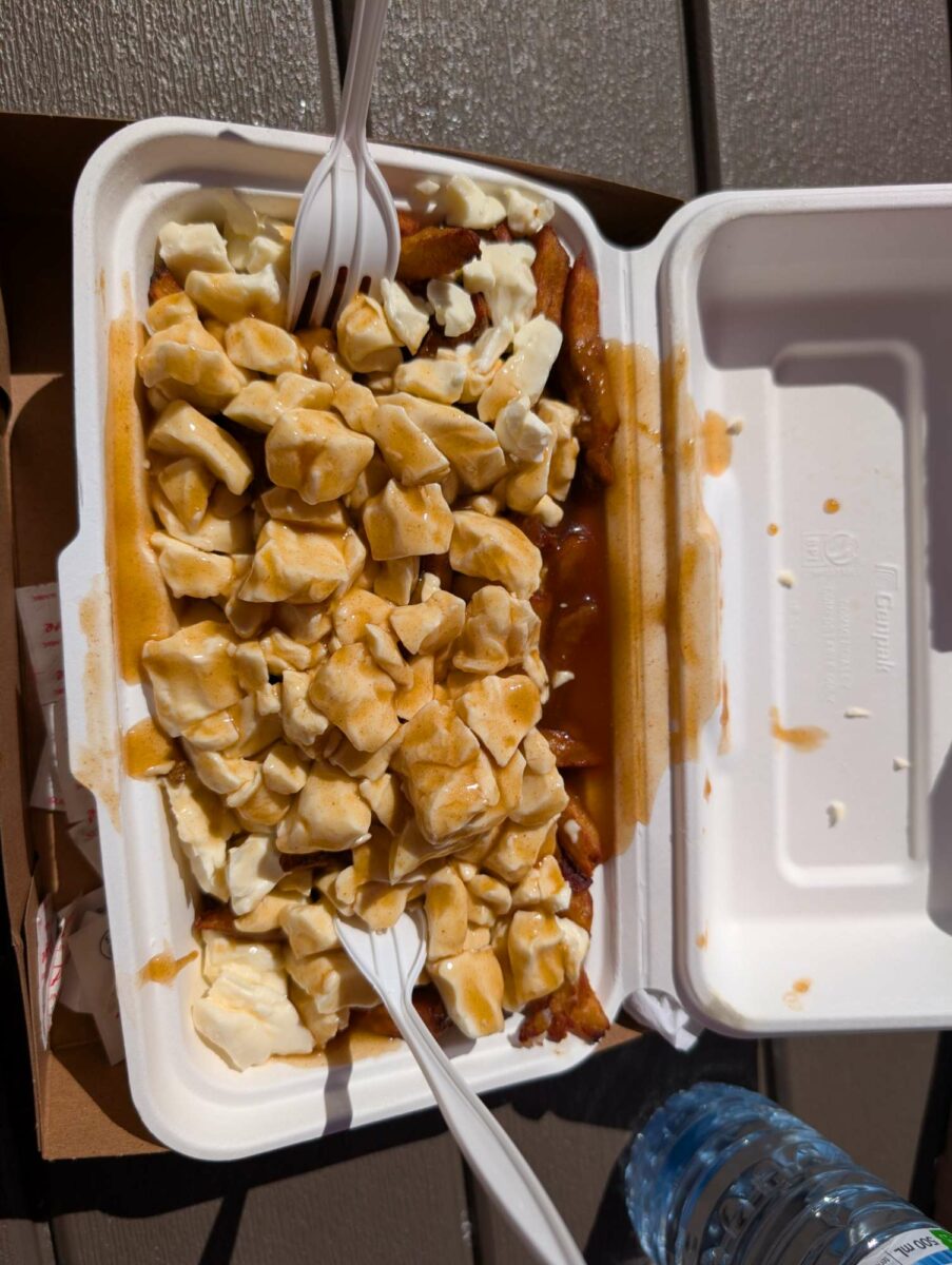 Poutine de Friterie de l&rsquo;Île - Photo prise par Julie Gagné