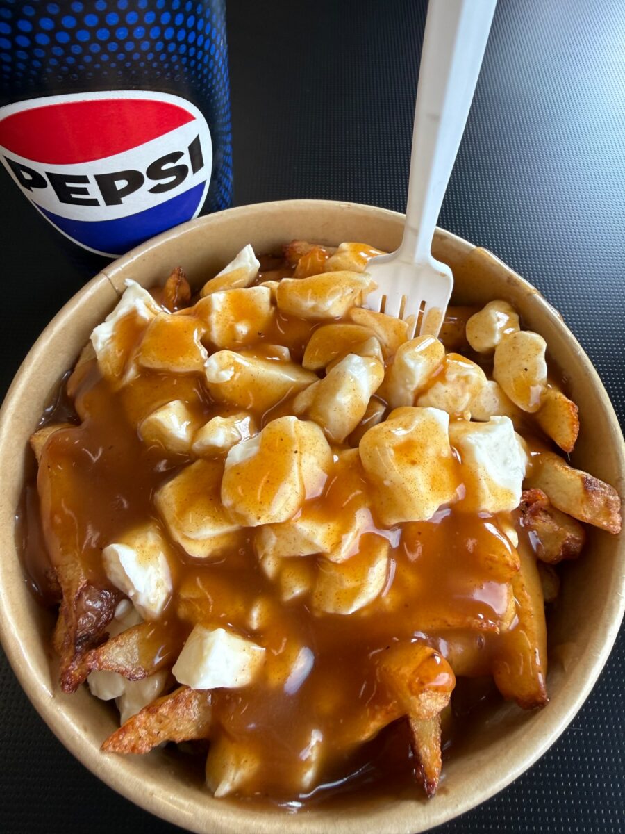 Poutine de Le Petit Québec - Photo prise par Yanick Barrette