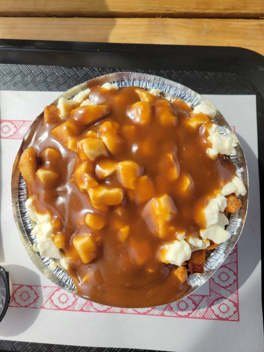 Poutine de Casse-Croûte La Patate du Chaman - Photo prise par Etienne Lavoie
