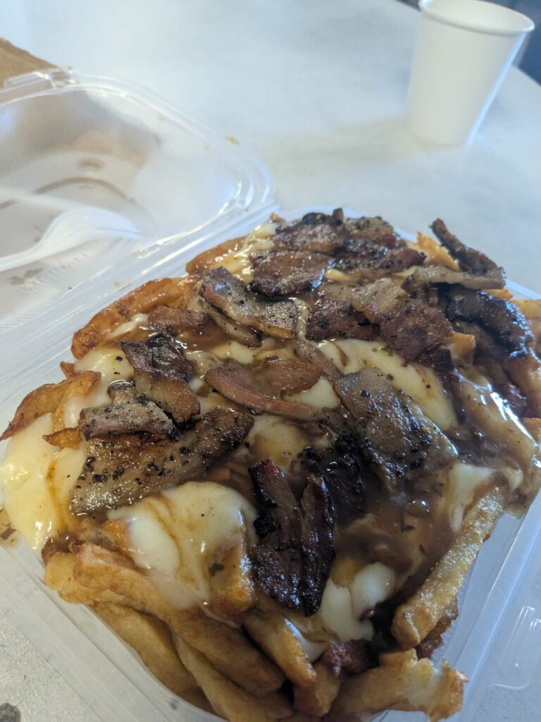 Lamoureux Snack Bar