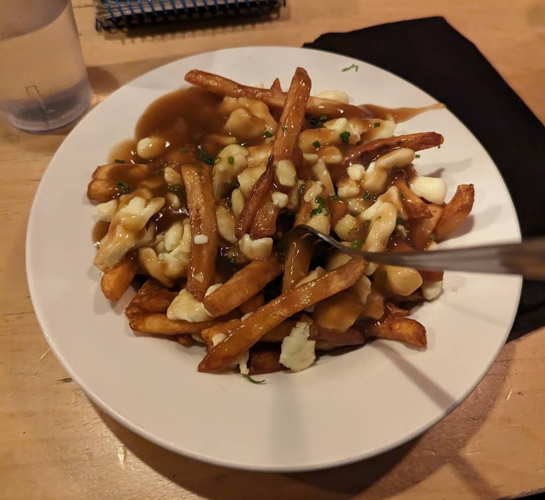 Poutine de Randolph Pub Ludique Rosemont - Photo prise par Jean-Philippe Leduc
