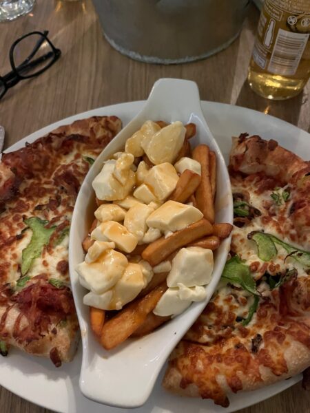 Maman Fournier Restaurant | Pub