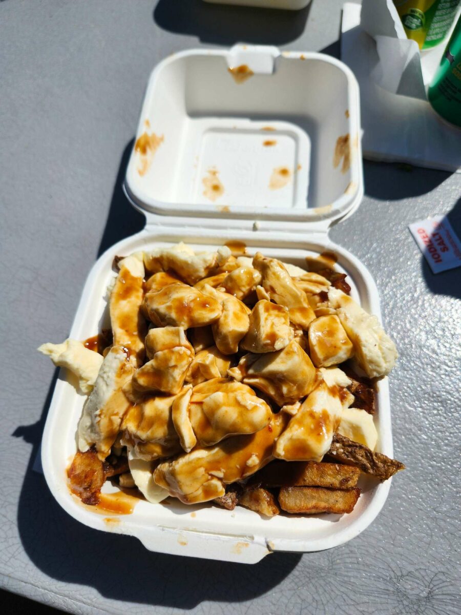 Poutine de Casse-croûte | Ferme Phylum (fromagerie et crèmerie) - Photo prise par Andrée Aubé