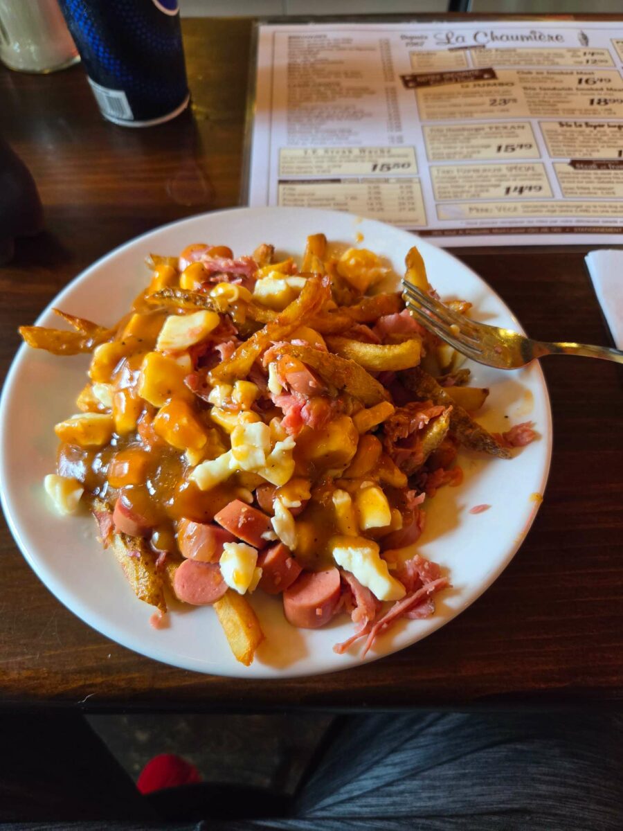 Poutine de Restaurant La Chaumière - Photo prise par LeBarbier