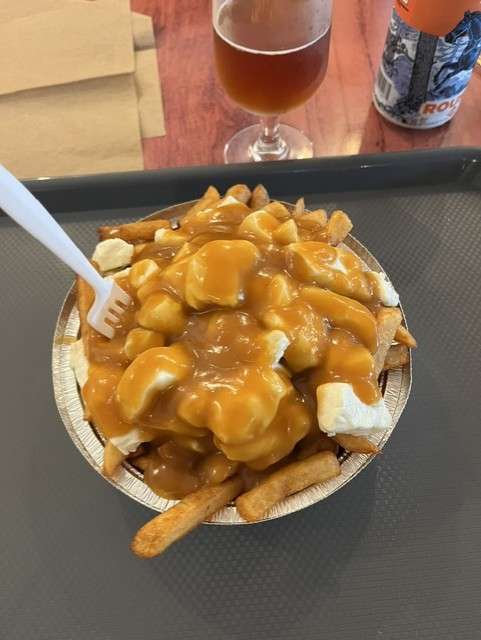 Poutine de Crémerie de Flore - Photo prise par Stéphane Marcotte