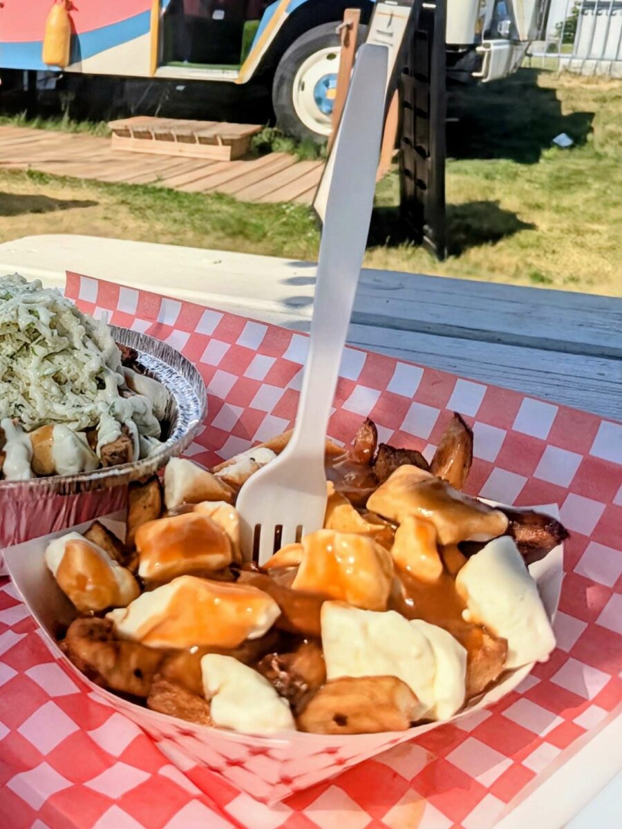 Poutine de Casse-Croûte Roquette - Photo prise par Mylène Moreau