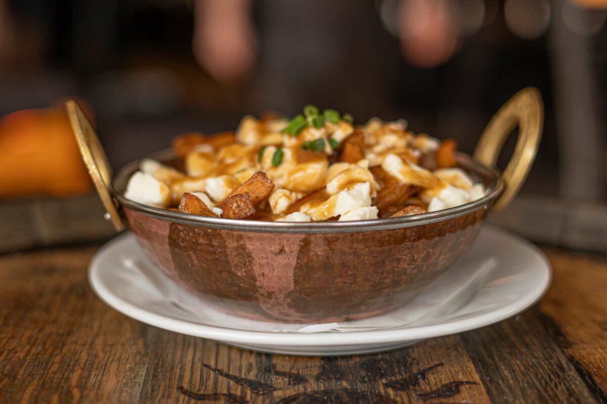 Poutine de La Croisée des Chemins – Bières Artisanales & Restaurant - Photo prise par Claudette Monty